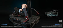 Load image into Gallery viewer, Final Fantasy VII Tifa Statue (Include One Battle Suit Nude Body)
